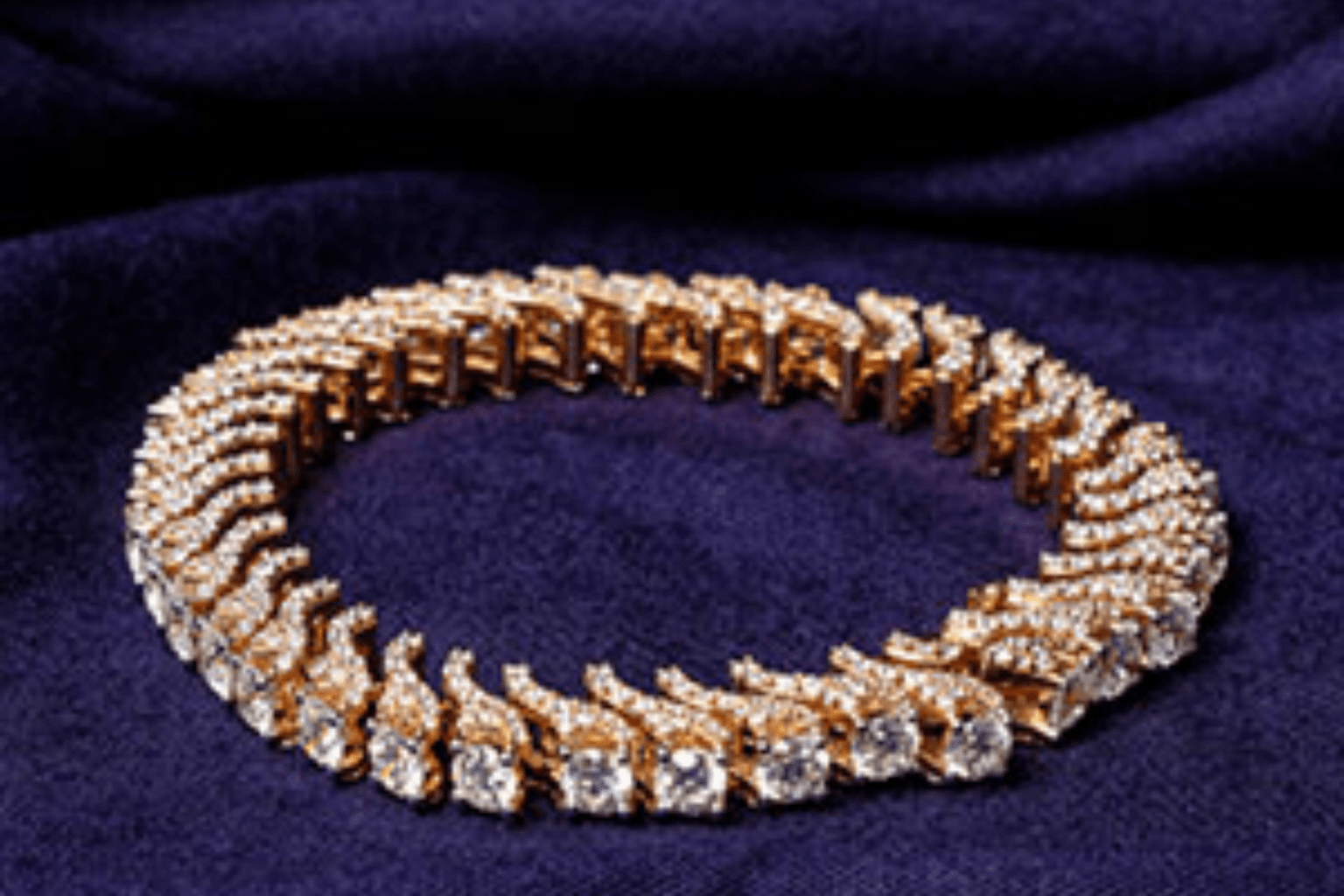 Om Jewellers - Diamond Bracelet
